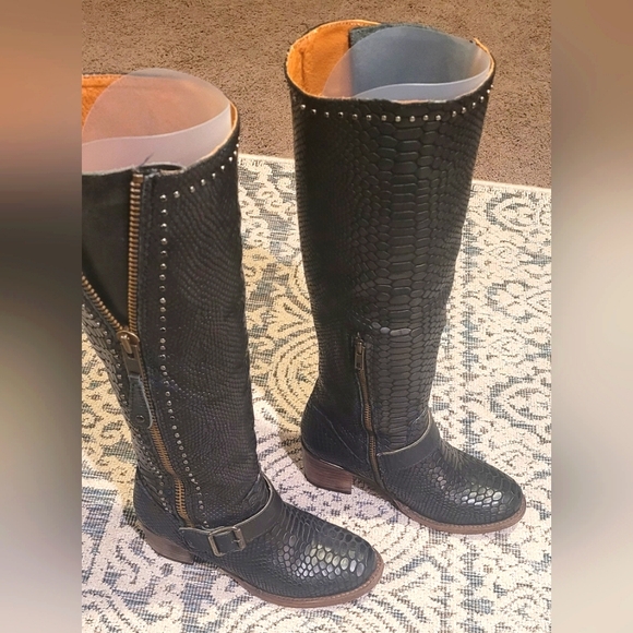 Freebird Carson black snake boots size 7 - Picture 2 of 7
